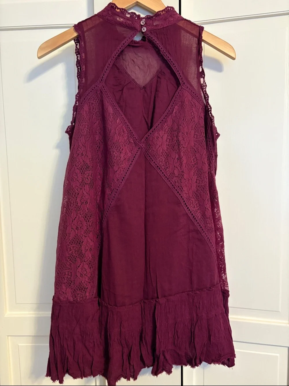 Free People Lace crochet Sleeveless Tunic in Deep Plum Medium - Picture 4 of 12